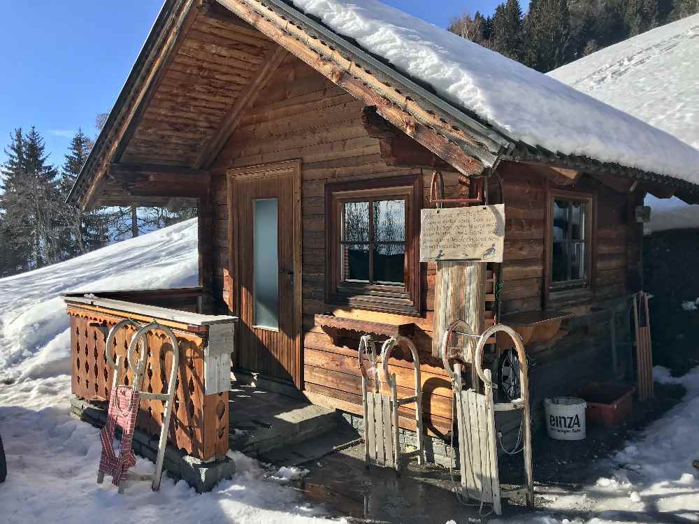 Das ist der Rodelverleih der Schwaigerhütte  