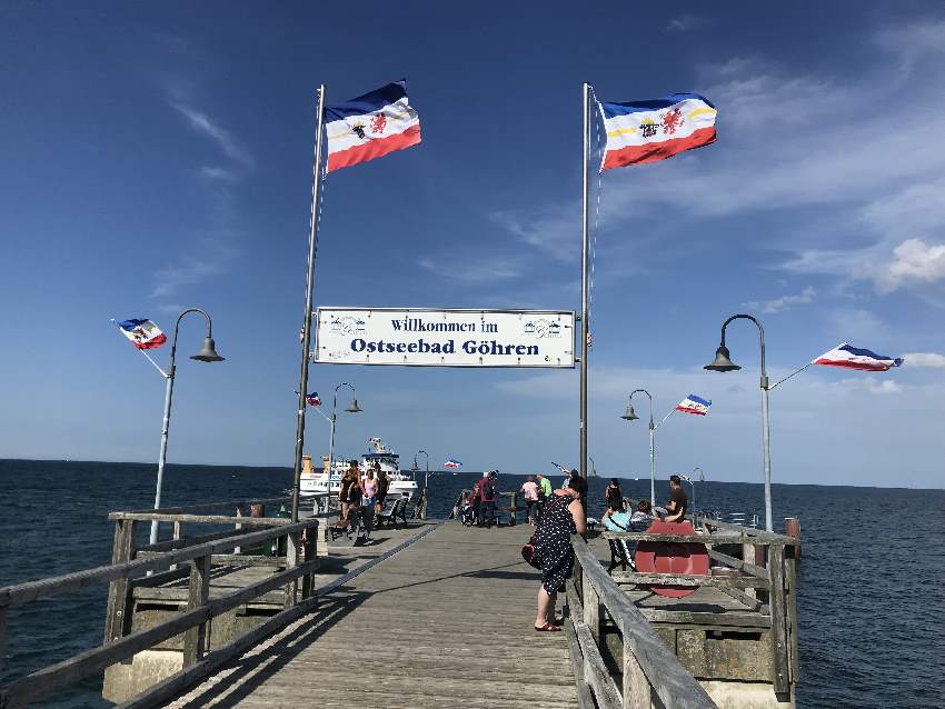 Auf der Seebrücke Göhren haben wir uns den Wind um die Ohren wehen lassen