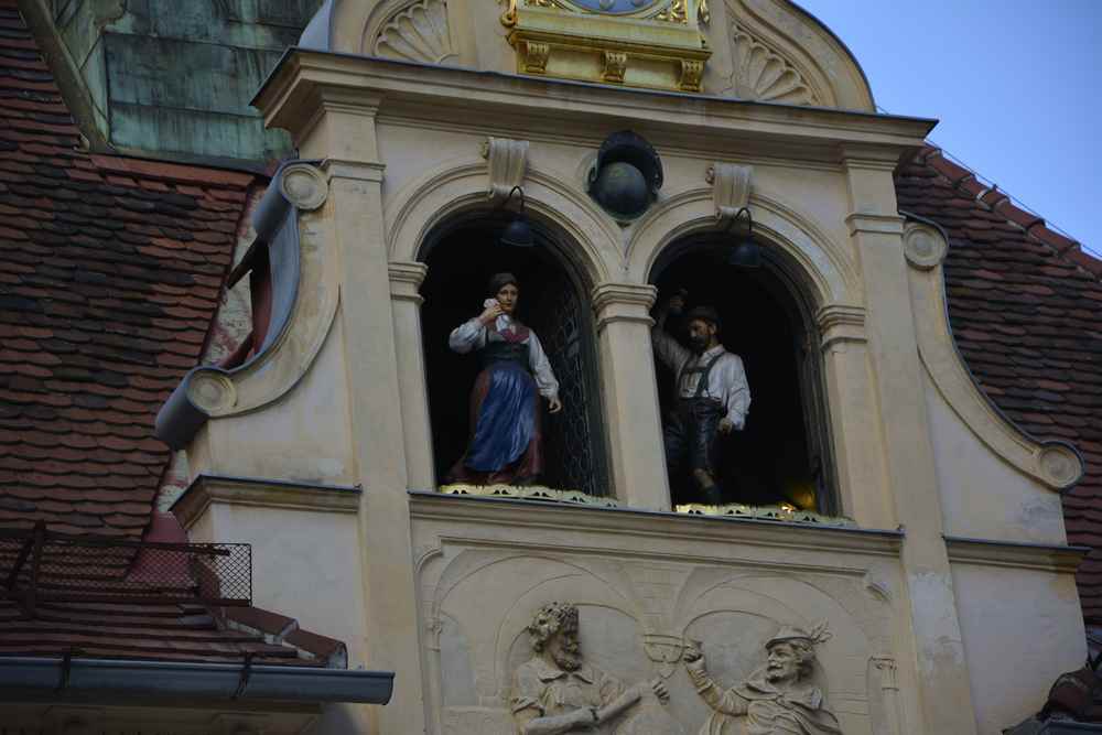 Familienurlaub Graz: Der Besuch beim Glockenspiel