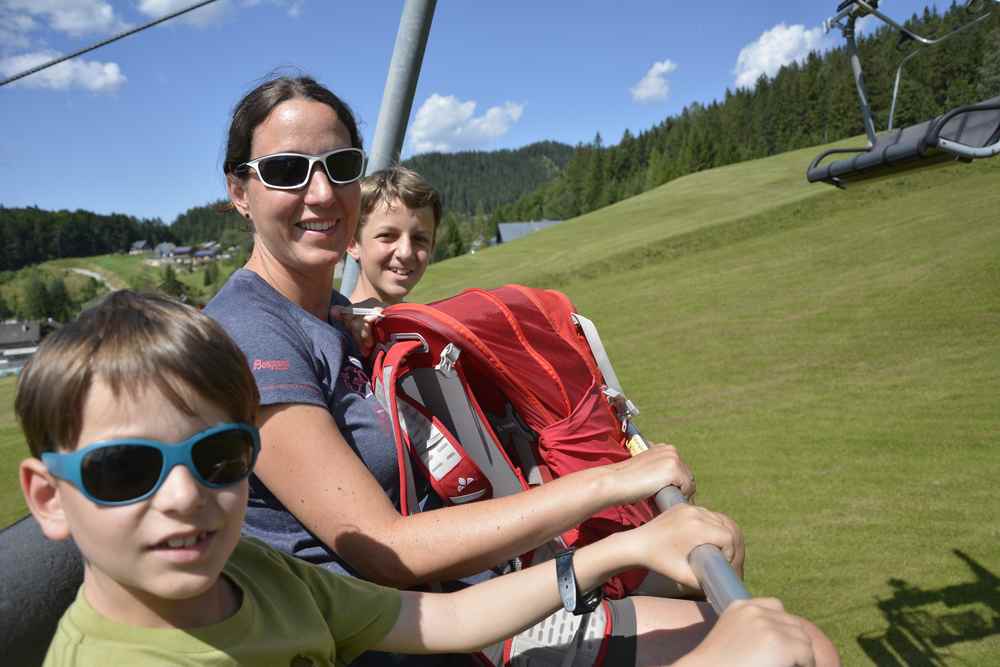 Mit dem Sessellift fahren wir auf die Bürgeralpe hinauf