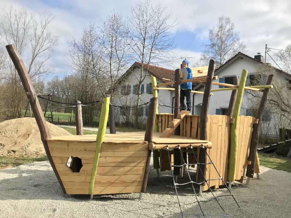 Diesen Starnberger See Spielplatz fanden wir super in unserem Familienurlaub, Campingplatz "Beim Fischer" 