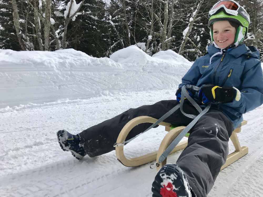 Soviel Spaß macht die Rodelbahn am Stubeck - bis zu 8 Kilometer den Berg hinunter! 