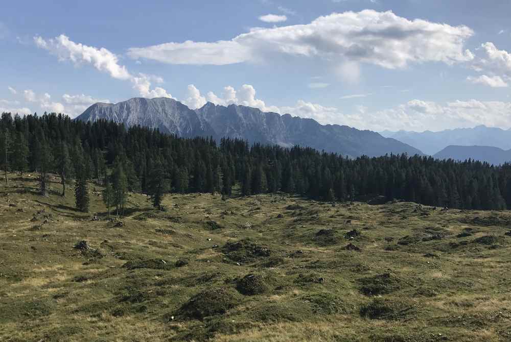 Das ist das Panorama von der Tauplitz - Strasse mit dem Grimming