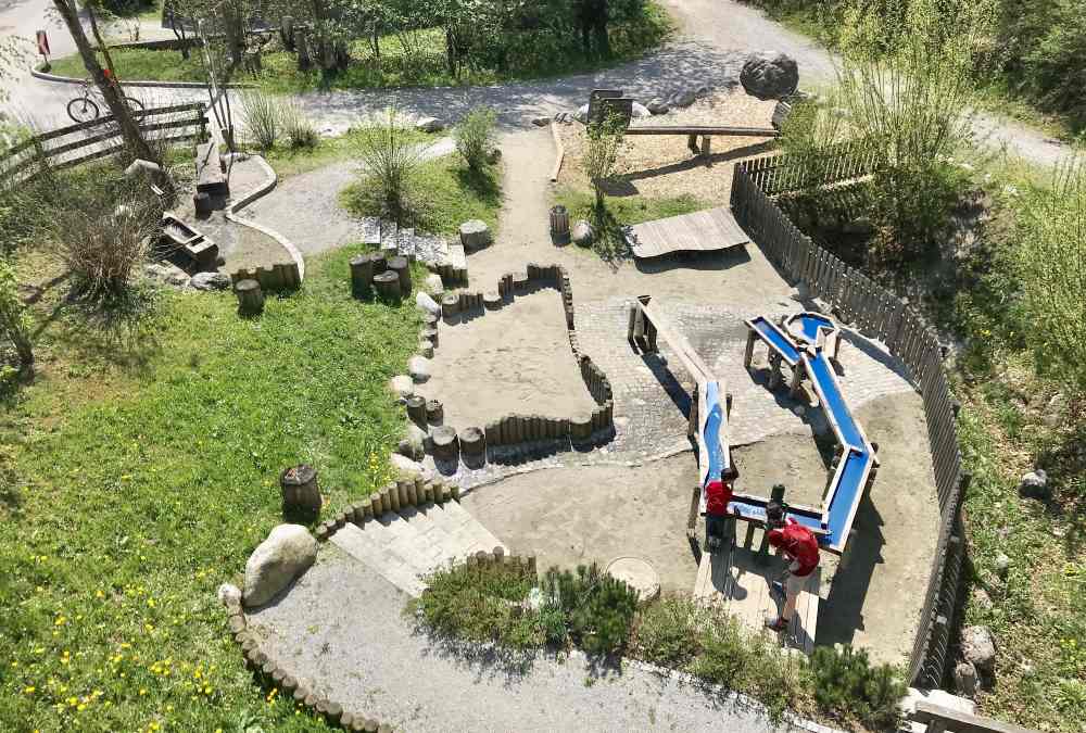 Das ist der Wasserspielplatz am Eingang ins Halltal, Gnadenwald