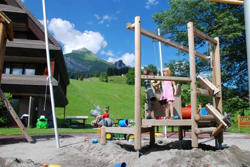 Ferienwohnung Wildhaus mit Spielplatz - Familienferien Toggenburg mit Kindern