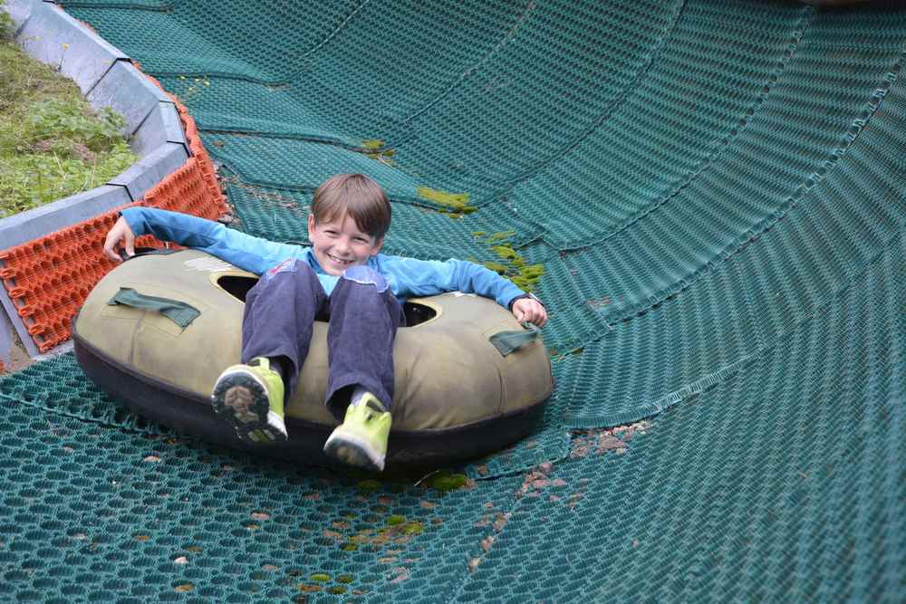 Ebner´s Waldhof hat eine eigene Tubingbahn!