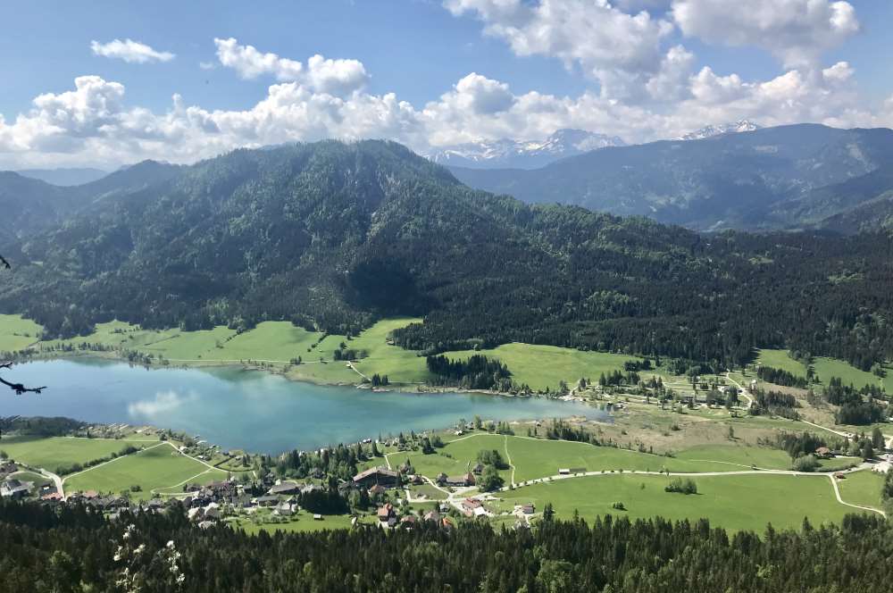 Der Weissensee von oben - bei unserer Wanderung mit Kindern