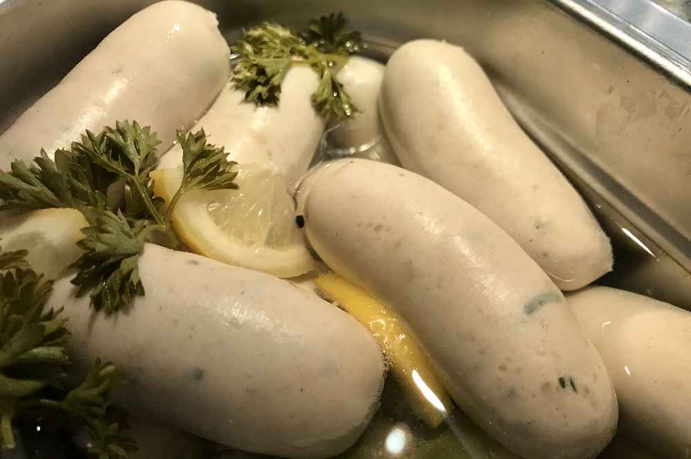 Das Weisswurst-Frühstück - im Arabella Brauneck Hotel in Lenggries