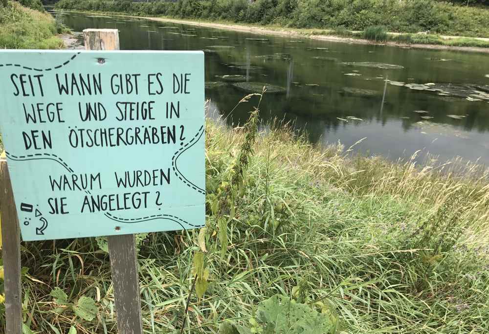 Am Wienerbruck Stausee wandern wir im Naturpark entlang Richtung Ötschergräben