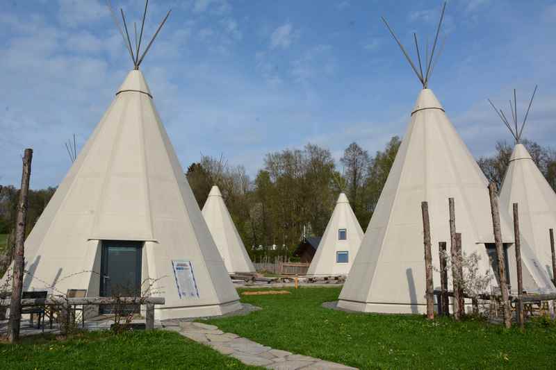 Die Tipis im Ikuna Naturresort