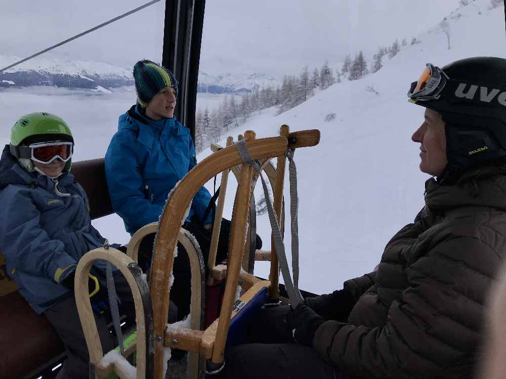 Mit der neuen Spieljochbahn geht es hinauf zur Bergstation, dem Start der Spieljoch Rodelbahn 