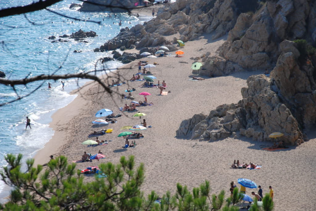 Calella Strand - eine Bucht weiter vom großen Sandstrand