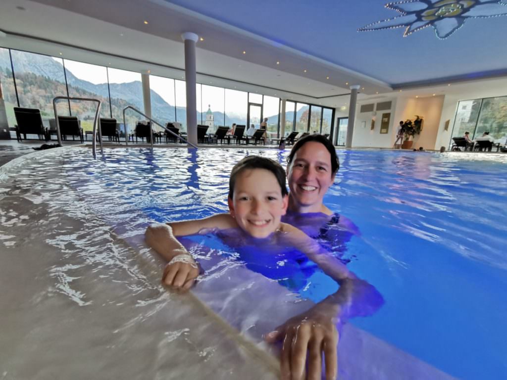 Familienhotel Berchtesgaden - mit Pool und Bergblick