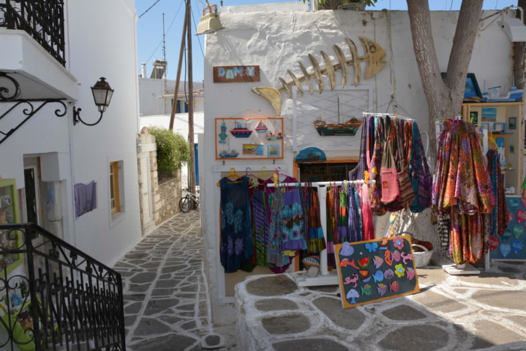 Bummel durch die Altstadt von Parikia auf Paros