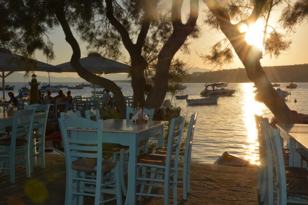 Paros Griechenland Aliki - Sonnenuntergang im Hafen