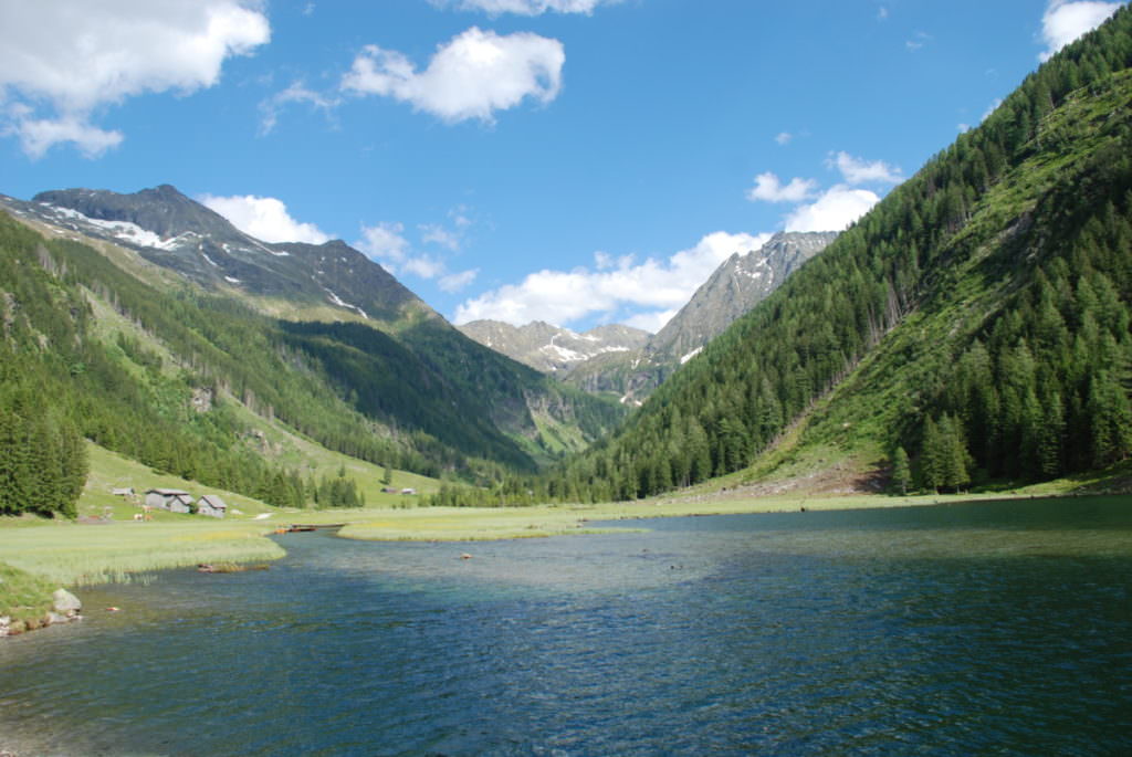 Das Wasser vom Riesachsee fließt über den Riesachfall ab