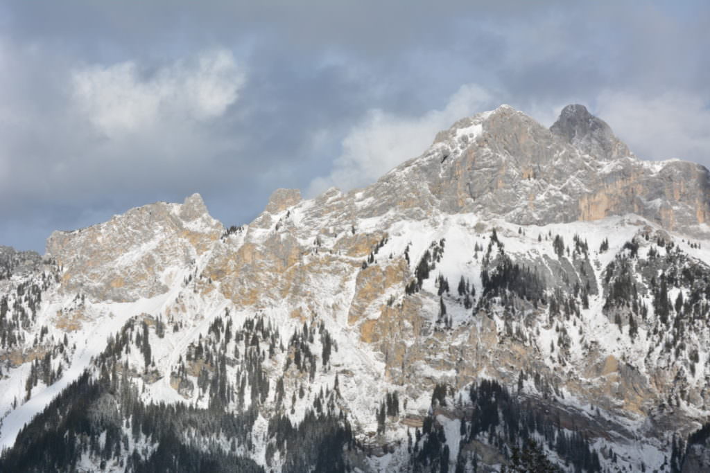 Rodeln Tannheimer Tal - mit diesem Blick auf die Berge