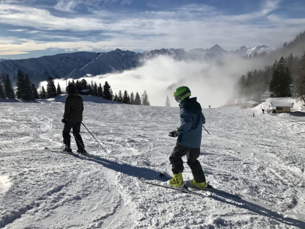 Skifahren mit Kindern in Österreich - Das Familienskigebiet Rofan in Tirol