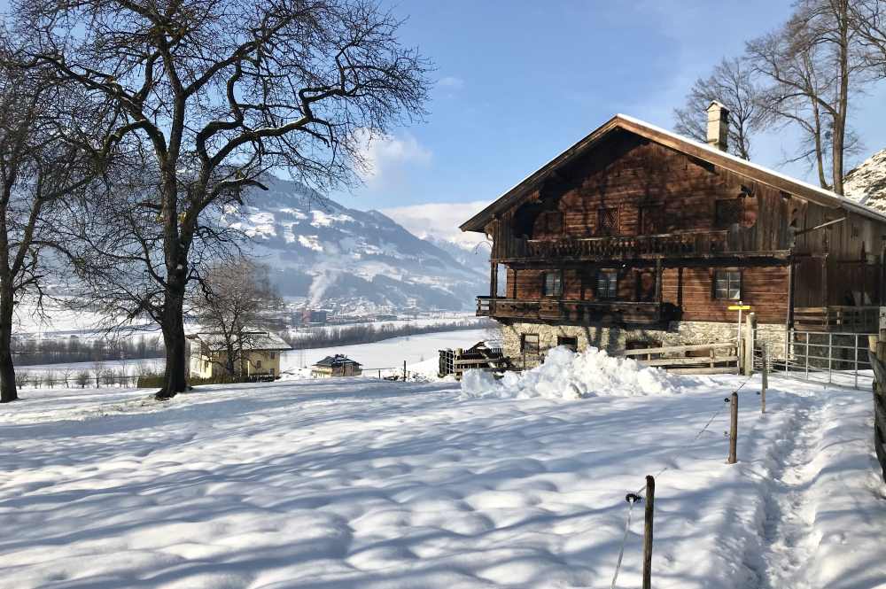 Winterwandern Tirol: Im Zillertal zum größten Wasserfall