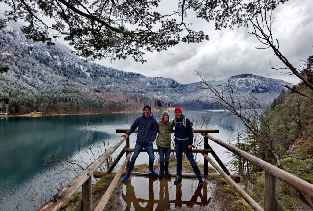 Füssen mit Kindern: Besuch mal die Aussichtsplätze am Alpsee, hier der Pindarplatz