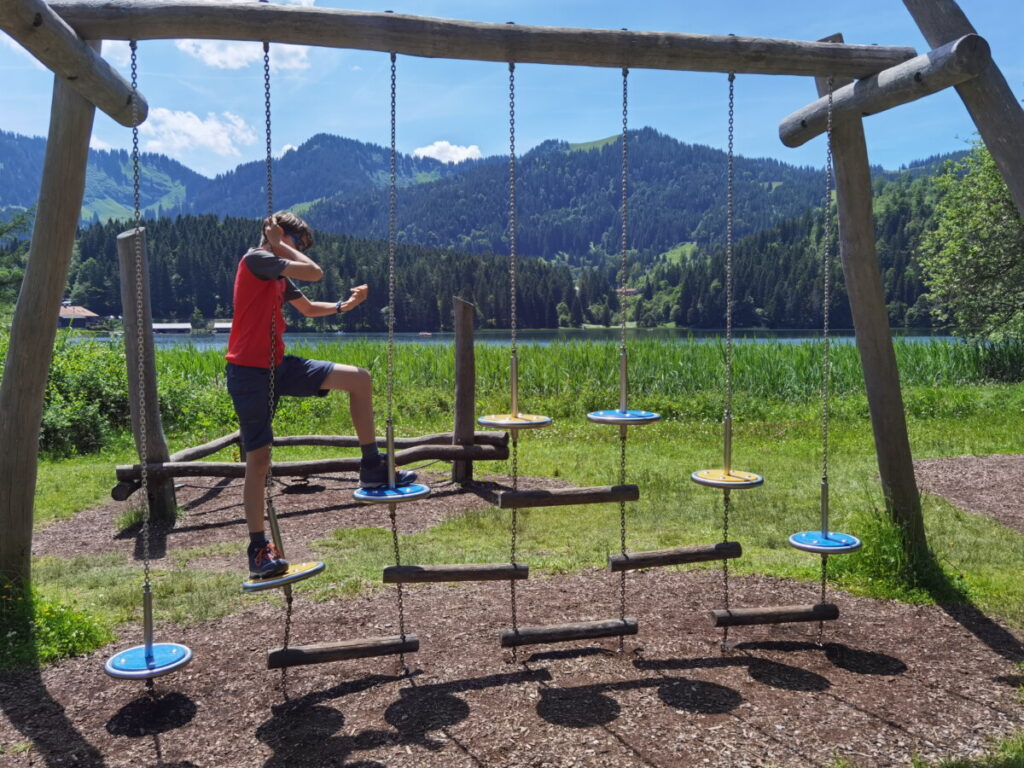 Ausflugsziele Oberbayern mit Spielplatz und Wanderung
