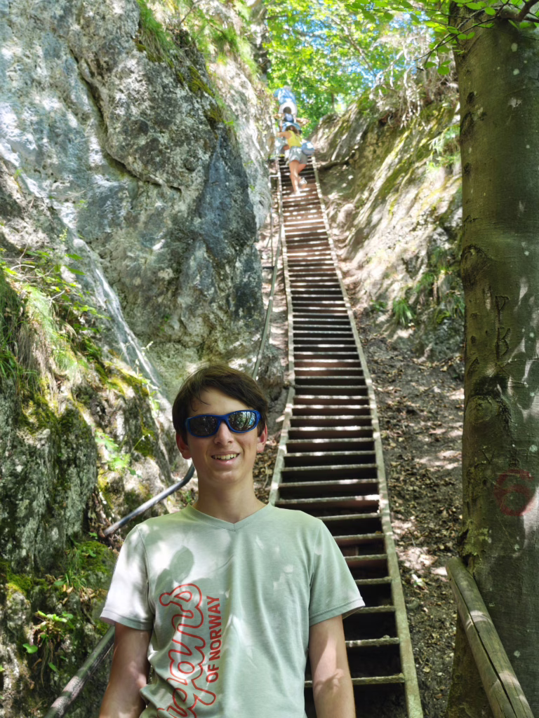 Aussichtspunkt Bleder See mit Kindern