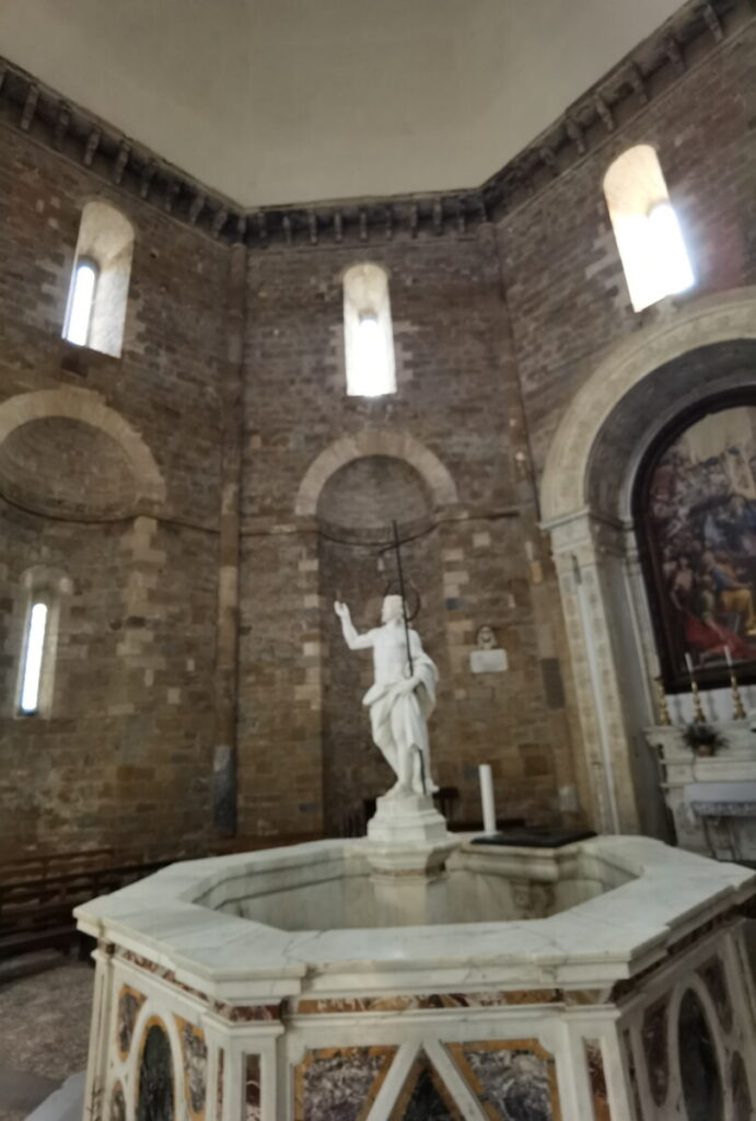 Baptisterium Volterra