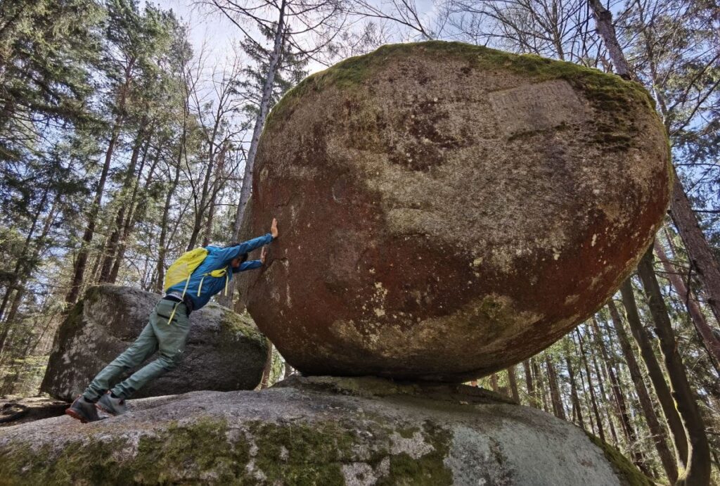 Geheimtipp Bayerischer Wald mit Kindern - der Ausflug zum Wackelstein