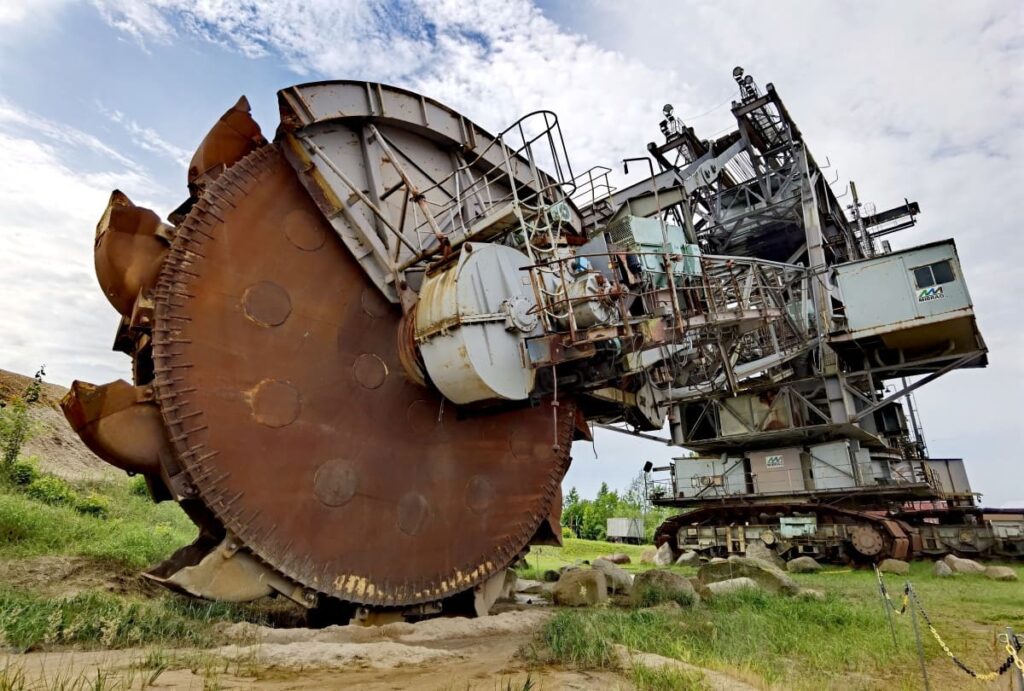 Leipzig Neuseenland Highlight: Der historische Schaufelradbagger im Bergbau Technik Park