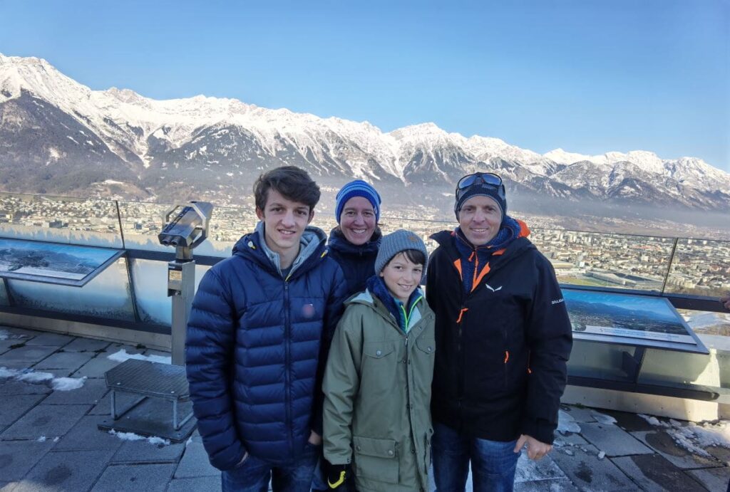 Innsbruck mit Kindern - die Aussichtsplattform auf der Bergiselschanze