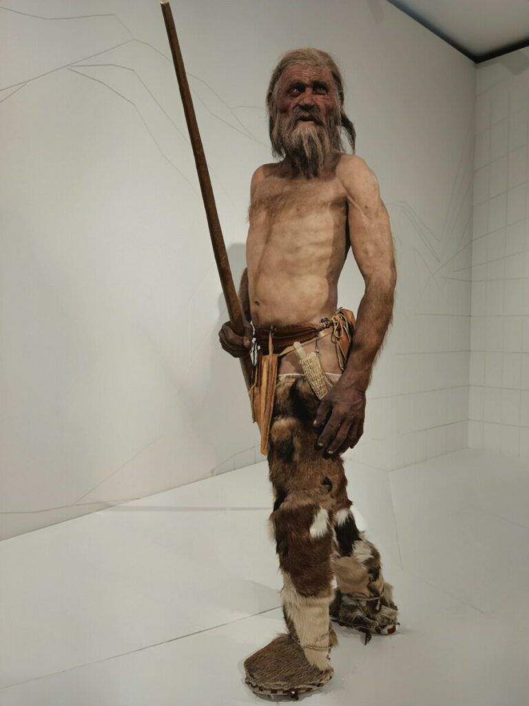Bozen mit Kindern - der Ötzi im Ötzi Museum