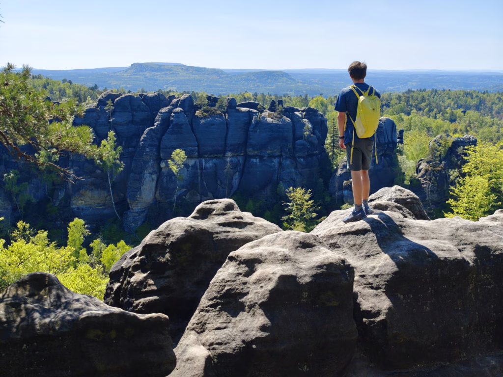 Sächsische Schweiz wandern mit Kindern - was für eine Aussicht auf dem Carolafelsen