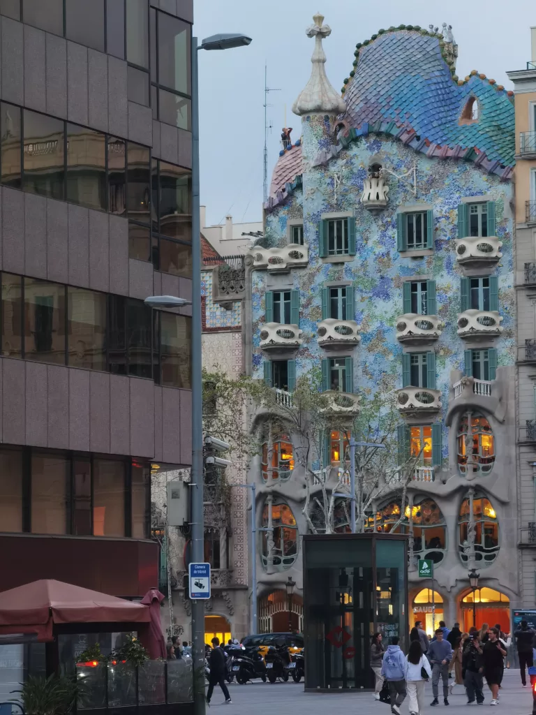 Barcelona mit Kindern wie im Märchen: Die Casa Batlló