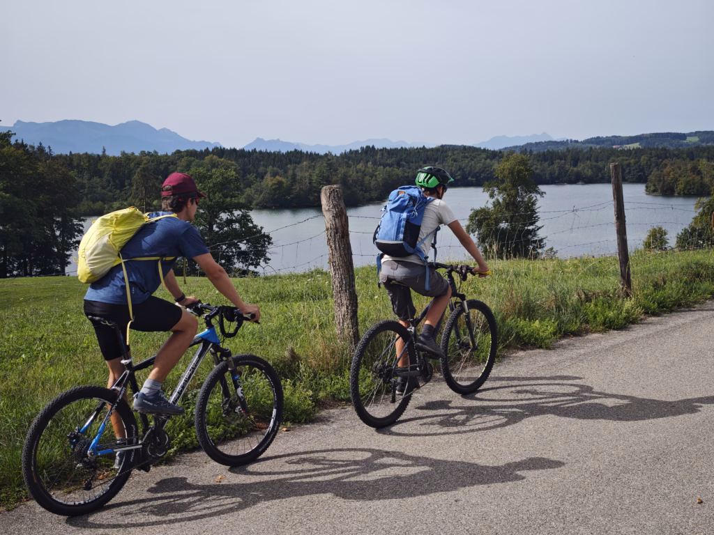 Mit Seeblick radfahren in der Eggstätter Seenplatte