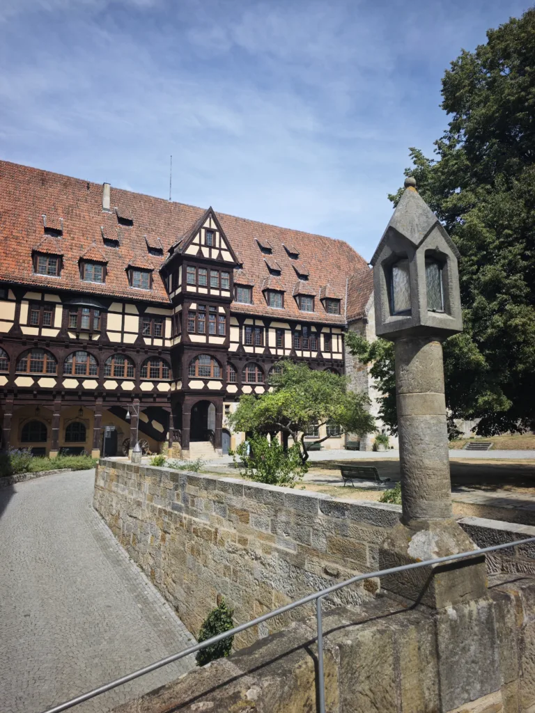 Von der Coburger Altstadt bist du schnell auf der sehenswerten Veste