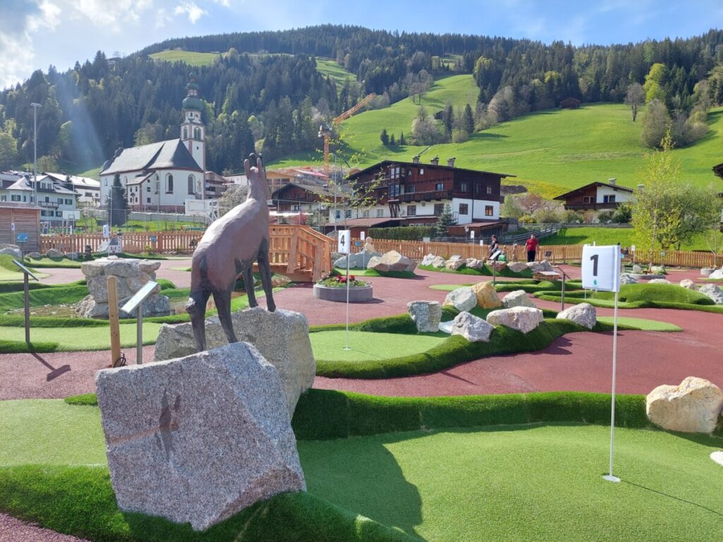 NEU: Adventure Golf im Drachental, Foto: Wildschönau Tourismus