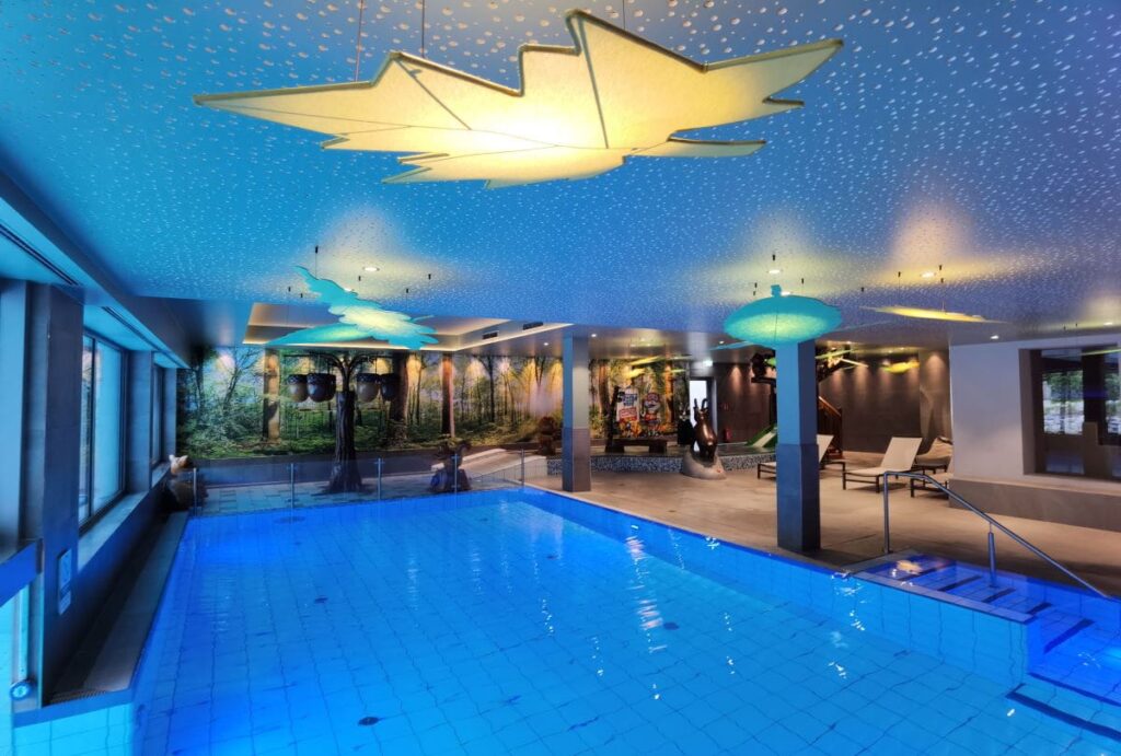 Indoor Pools für Groß und Klein im Familienhotel Bayrischzell