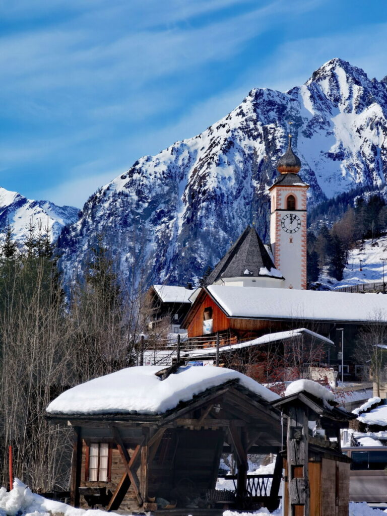 Familienhotel Osttirol mit 3000 Meter hohen Bergen - im Bergdorf Prägraten