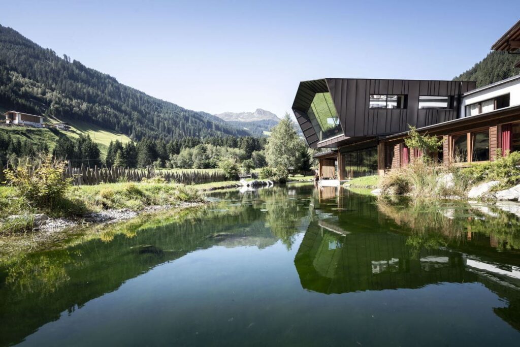 Familienhotel Südtirol mitten in der Natur - Wellness, Chalets & Family Resort Alphotel Tyrol ****s