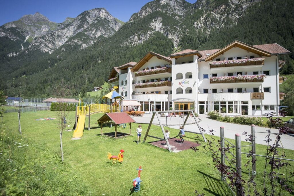 Familienhotel Südtirol im ruhigen Pflerschtal - Kinderparadies Alpin ***s