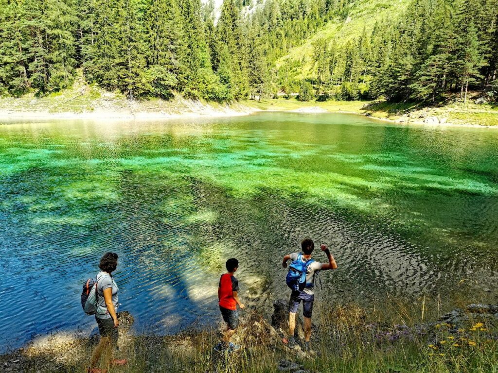 Unser erlebnisreicher Tag: Wanderung vom Familienhotel am See rund um den Grünen See