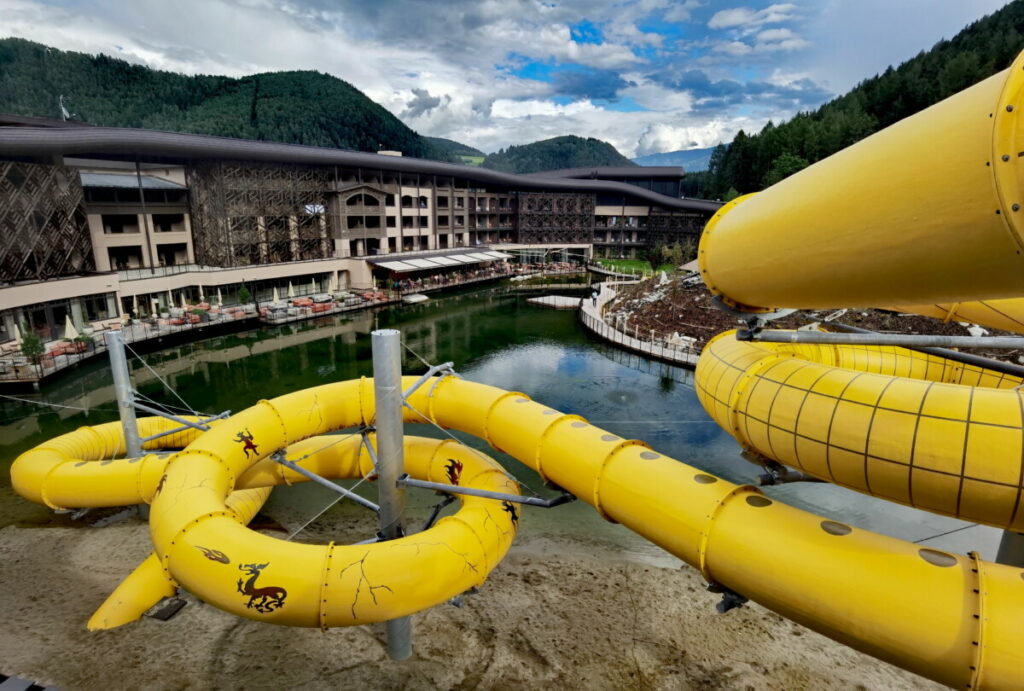 Familienhotel mit Rutsche (der längsten in Südtirol), Wasserwelt und Wellness