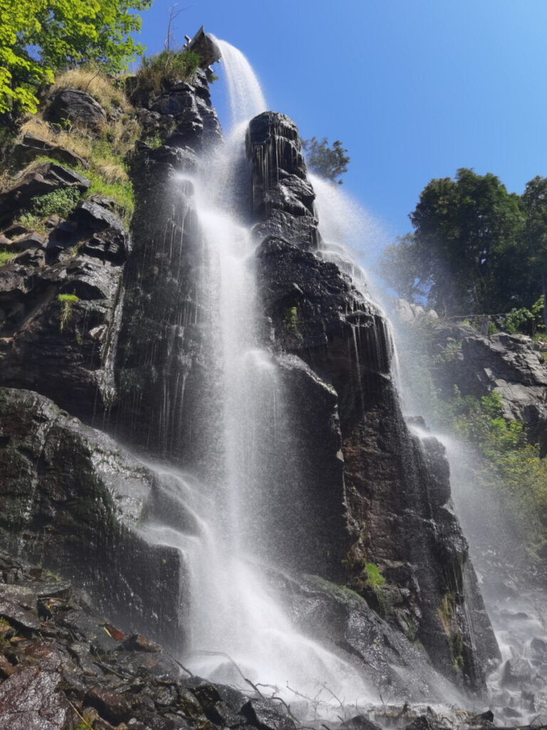 Familienurlaub Deutschland beim Trusetaler Wasserfall