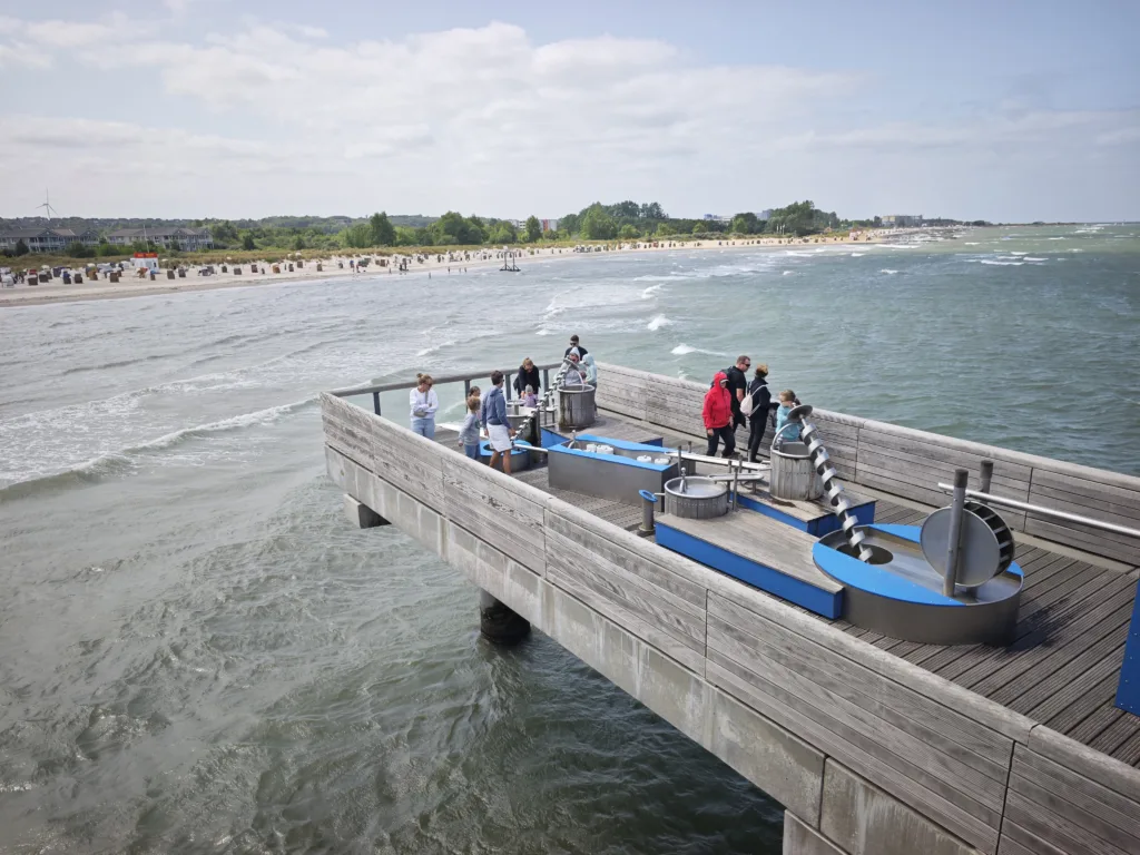 Fehmarn Ausflug Heiligenhafen - zur Seebrücke mit Spielplatz