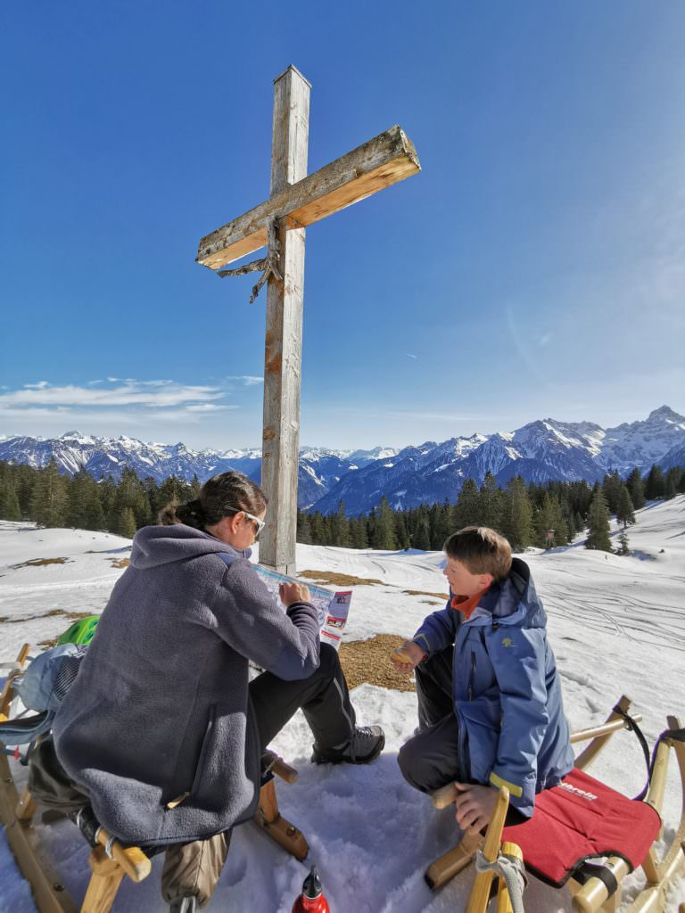 Unsere Rast bei der Furkla Alpe neben der Rodelbahn im Brandnertal