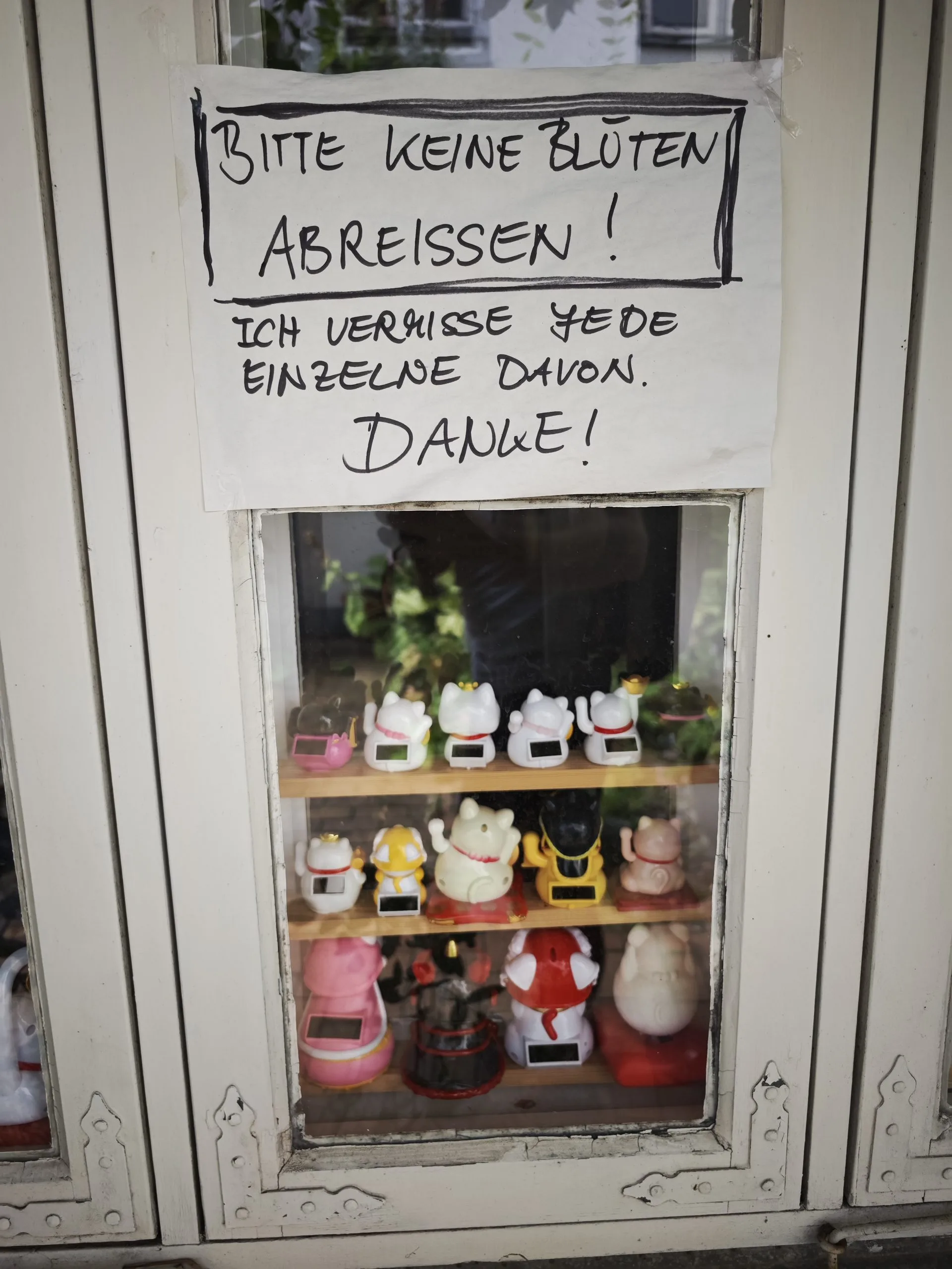 Bitte auf die Anwohner Rücksicht nehmen!