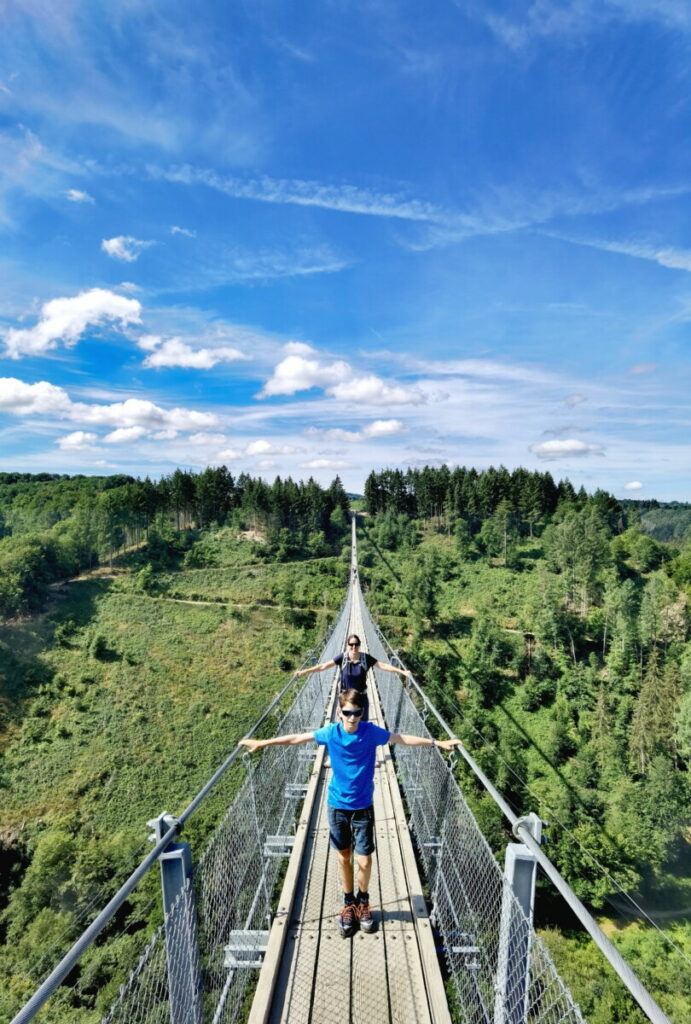 Der Besuch auf der Geierlaybrücke gehört zu dem Familienurlaub im Hunsrück