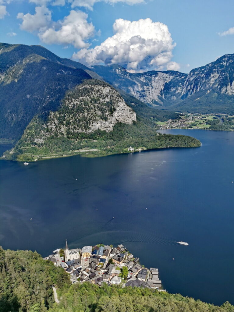 Blick auf den Hallstätter See