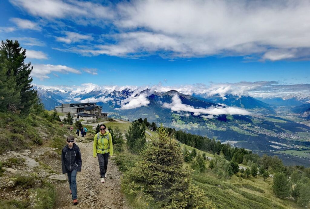 Herbsturlaub mit Kindern - leicht und aussichtsreich wandern am Patscherkofel 