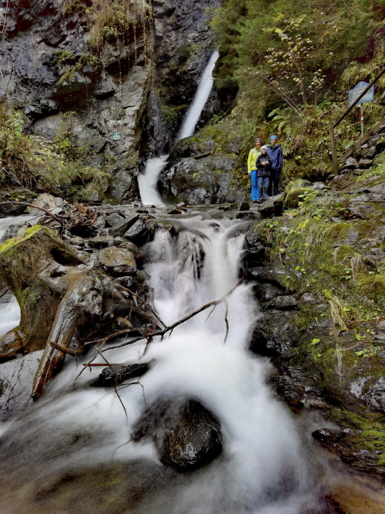 Das ist das Naturdenkmal Herzogfall, ein tolles Wanderziel mit Kindern am Millstätter See 